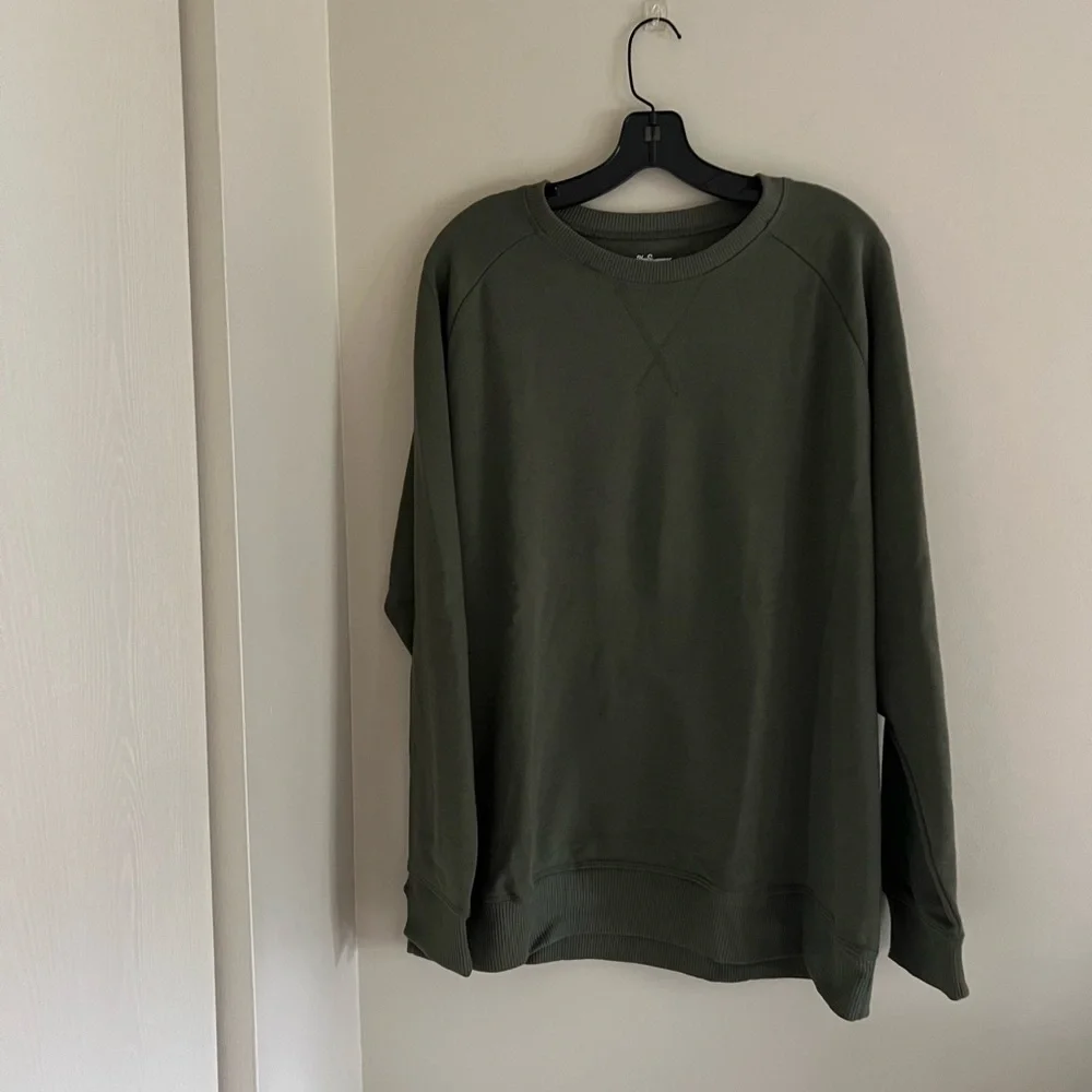 Men’s My Pillow Army Green Sweatshirt. Size: XL MSRP: $56 - Picture 6 of 7